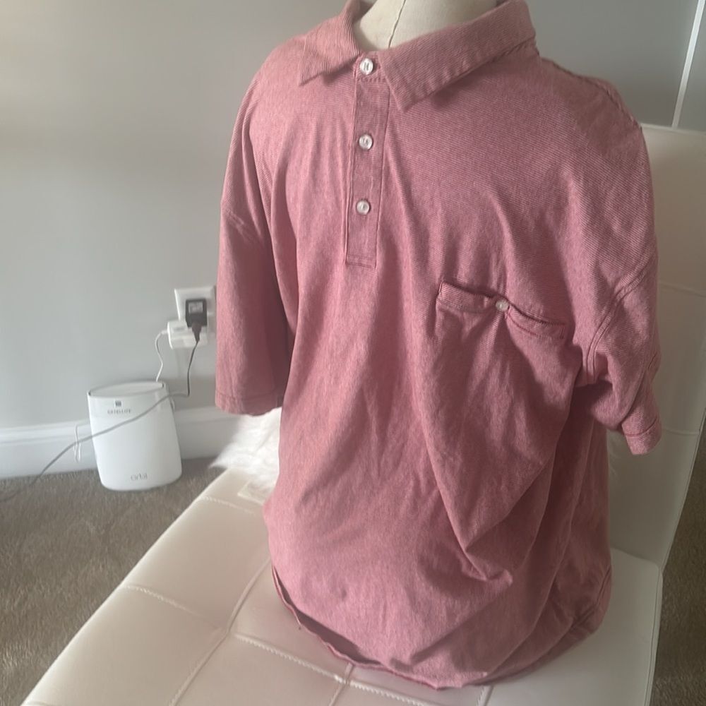 Men’s Pink Polo Shirt Refined Comfort, Timeless Style